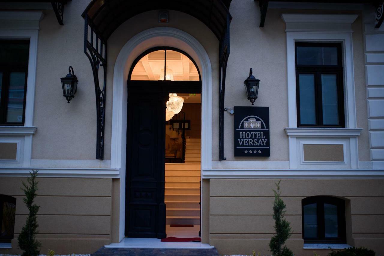 Hotel Versay Băile Herculane Esterno foto