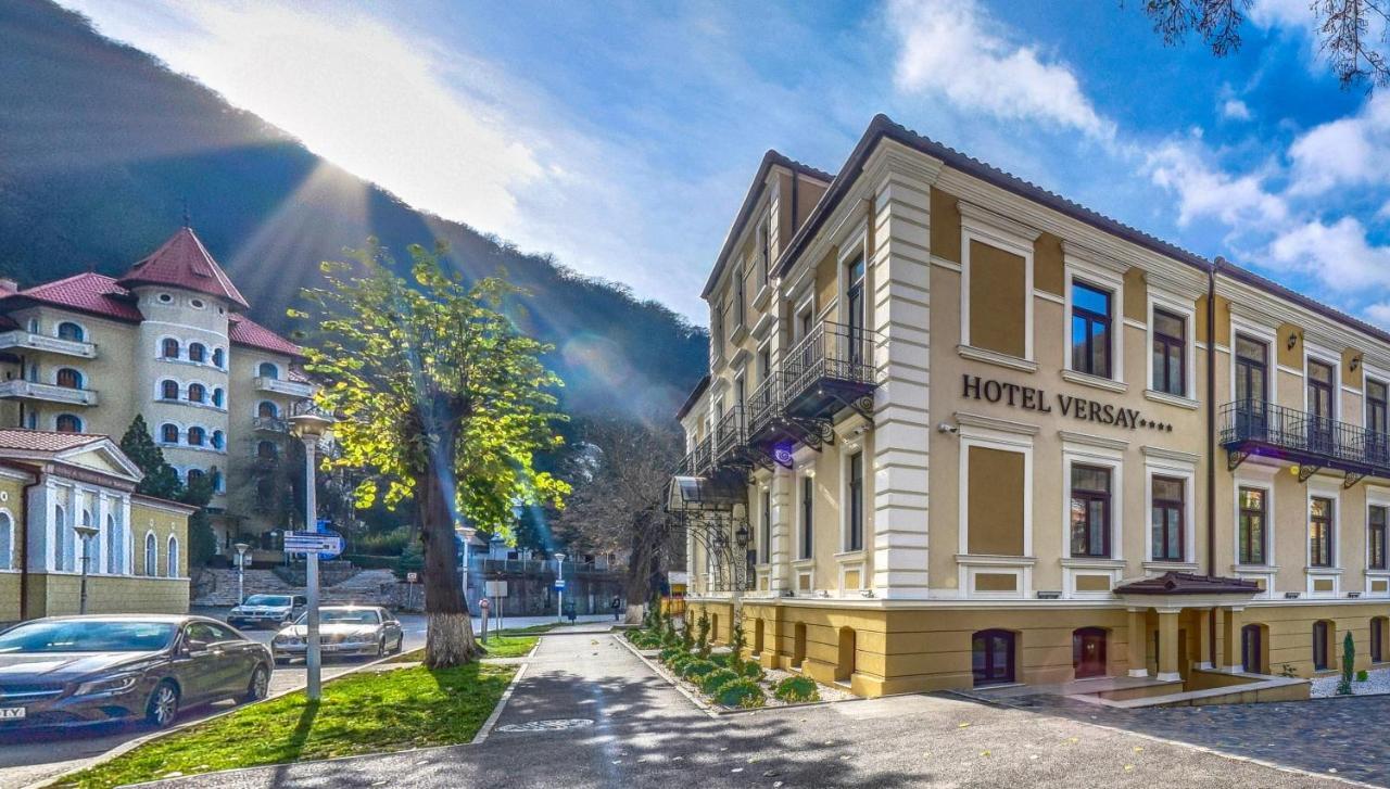 Hotel Versay Băile Herculane Esterno foto